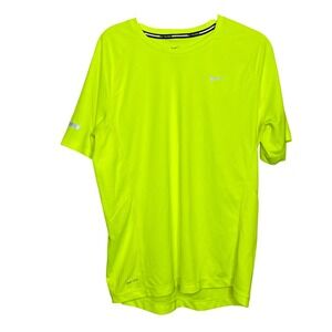 Nike Running Dri FIT Shirt Womens Medium Neon Volt Yellow Short Sleeve Tee Run